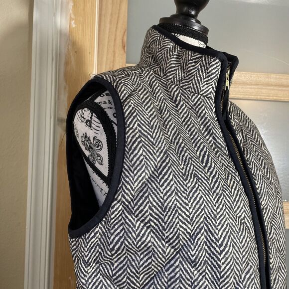 J. Crew Women Vest Excursion Quilted Zip Front Outerwear Size M Black/White - Picture 3 of 7